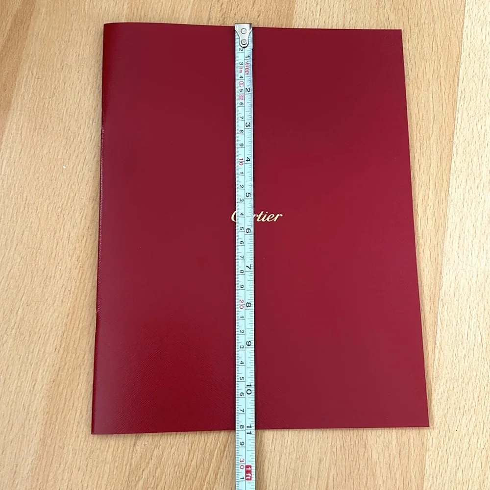 Cartier shopping bag, receipt holder, perfume samples and coloring book - Picture 11 of 16
